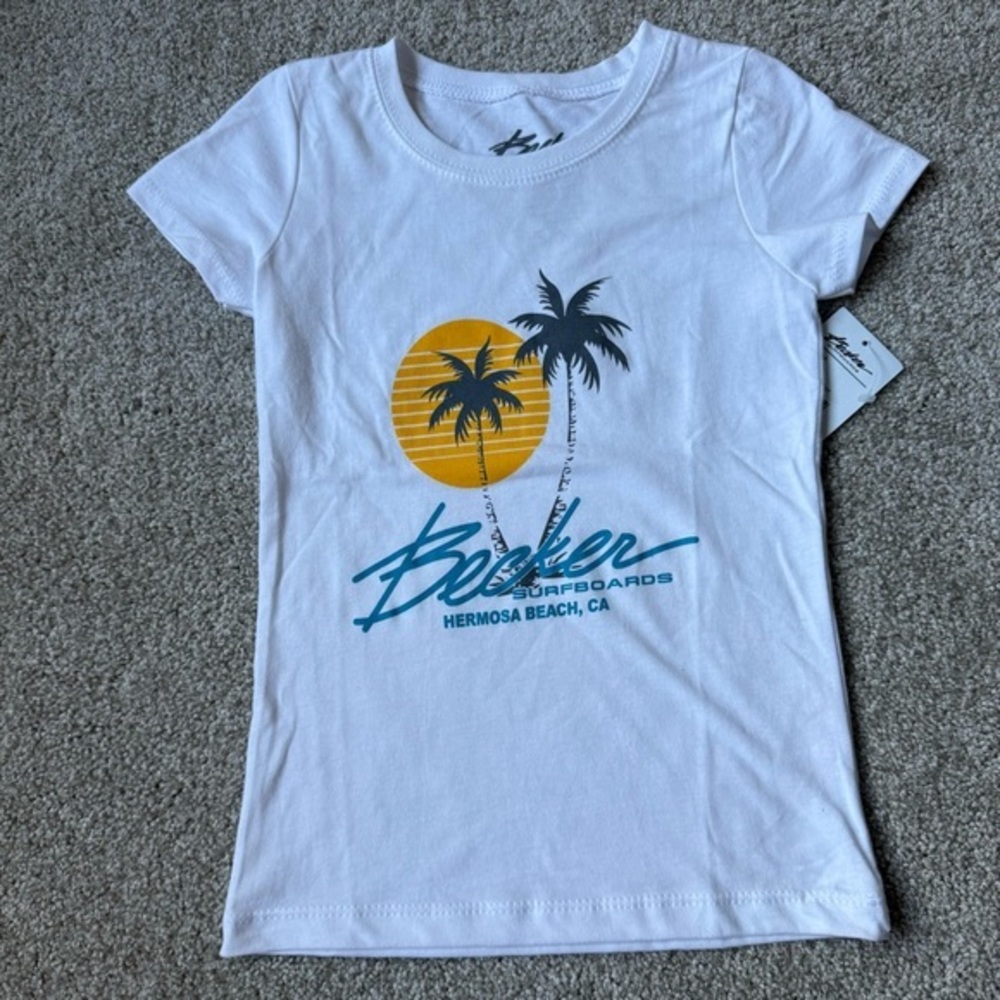 NWT Becker Surfboards Hermosa Beach, CA girls size XS 6 short sleeve Tshirt